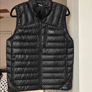 Outdoor Research Black Helium Down Vest - Women’s Medium